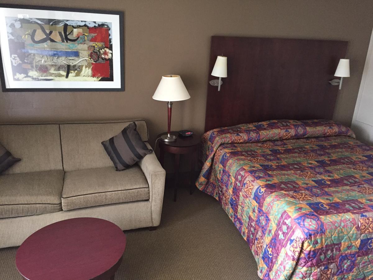 Whitemud Inn Edmonton South Екстериор снимка
