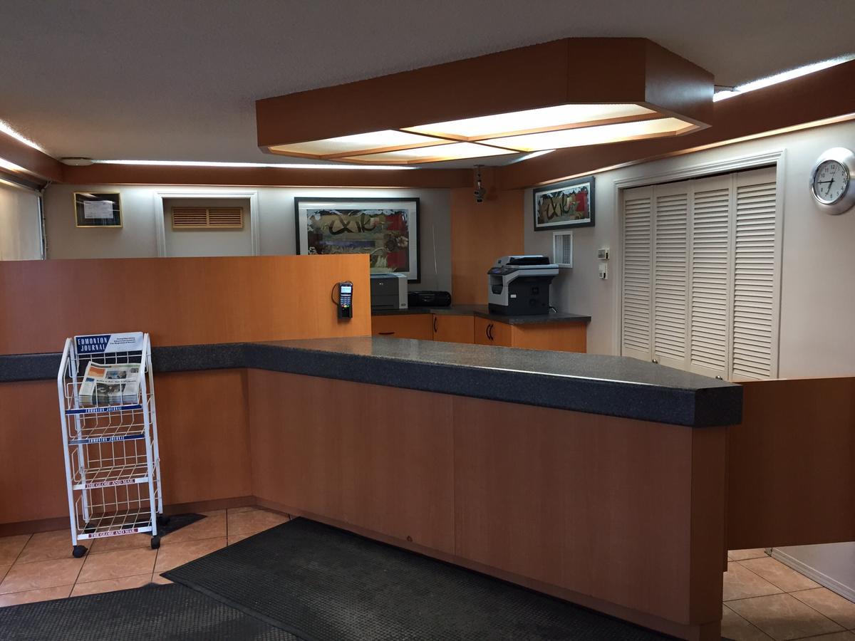 Whitemud Inn Edmonton South Екстериор снимка